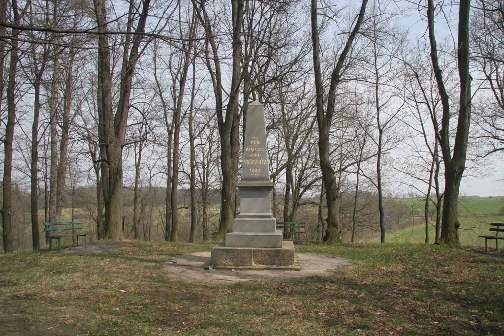 Hradiště Vraclav: An Early Medieval Přemyslid Stronghold in Czechia 2 Hradiště Vraclav