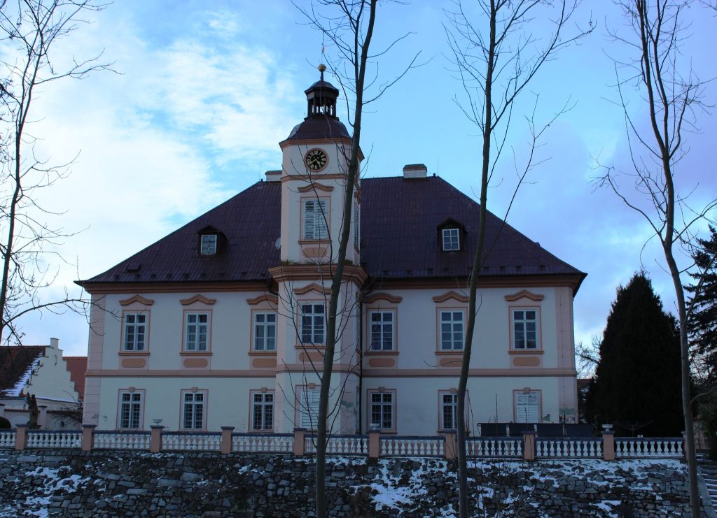 Štěnovice Castle: A Baroque Aristocratic Residence in Czechia 3 Štěnovice Castle