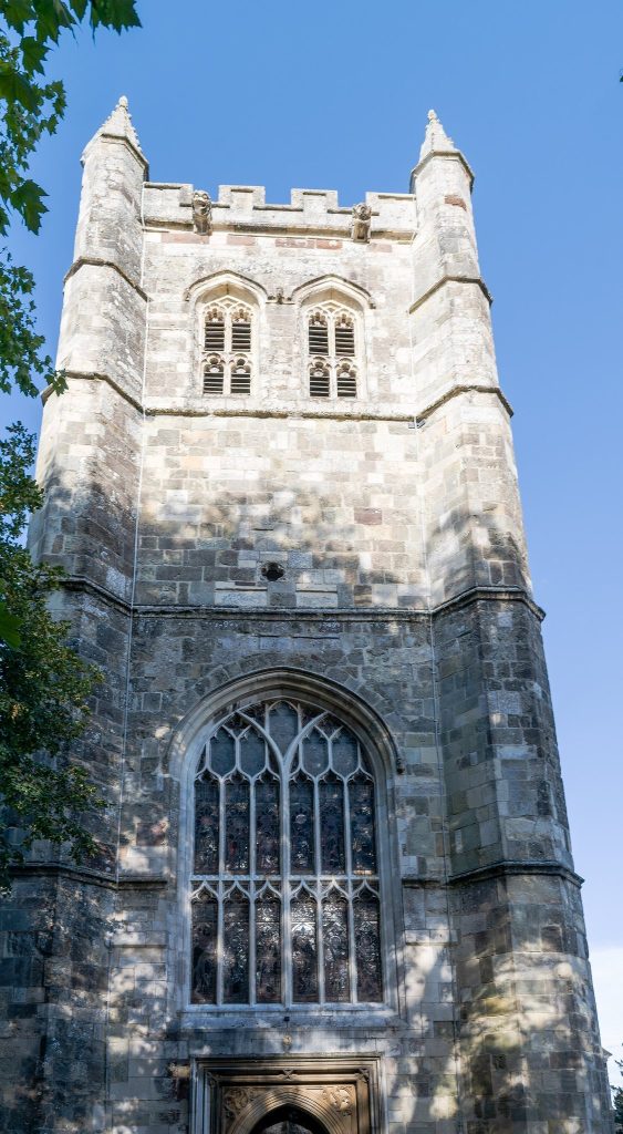 Wimborne Minster: A Historic Anglican Parish Church in Dorset 3 Wimborne Minster