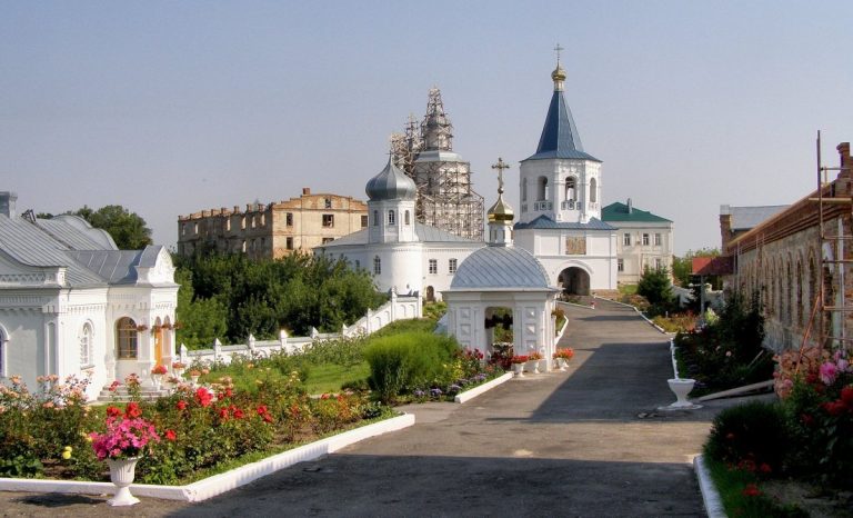 Molchansky Monastery: An Orthodox Fortified Monastic Complex in Ukraine