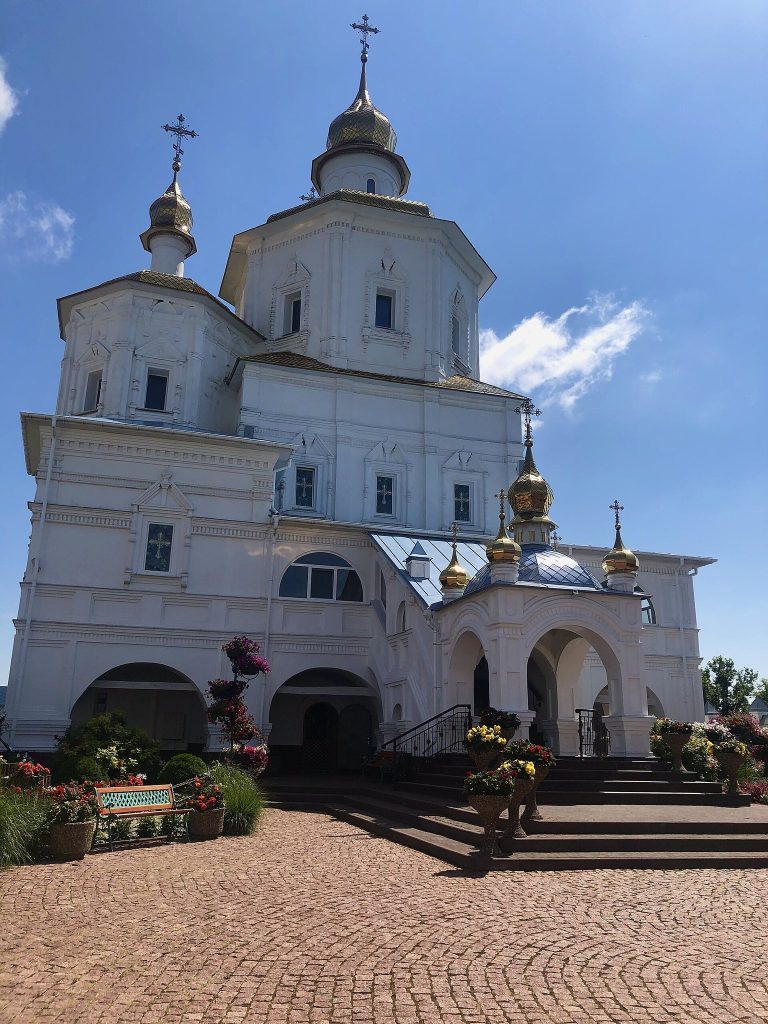 Molchansky Monastery: An Orthodox Fortified Monastic Complex in Ukraine 3 Molchansky Monastery