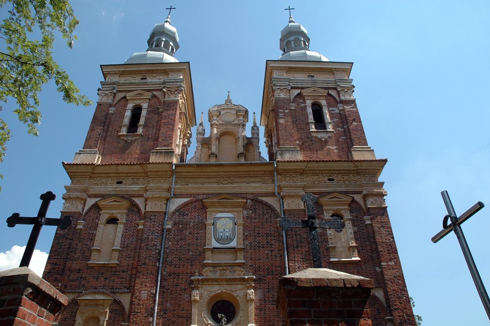 Saints Catherine and Florian Church, Gołąb: A Seventeenth-Century Parish Church 4 Saints Catherine and Florian Church, Gołąb