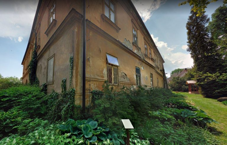Bílá Lhota Castle: A Classicist Manor House in Czechia