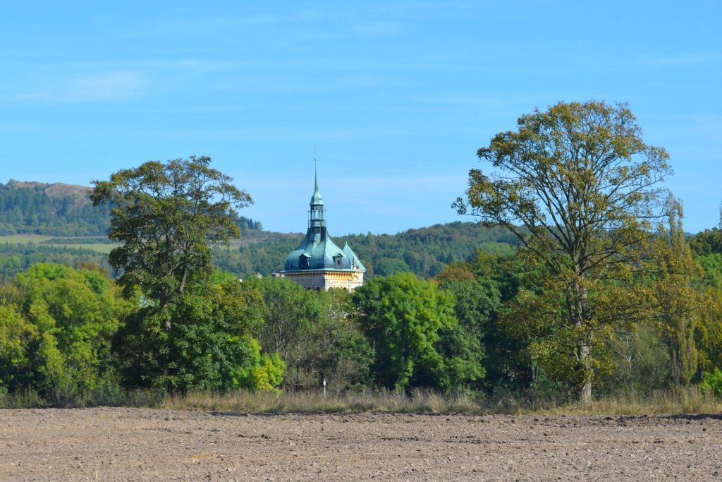 Stružná Castle: A Renaissance and Neo-Renaissance Castle in Czechia 2 Stružná Castle