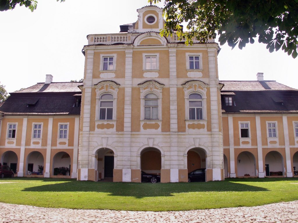Klášter Castle: A Late-Baroque Castle on a Former Benedictine Monastery Site 2 Klášter Castle