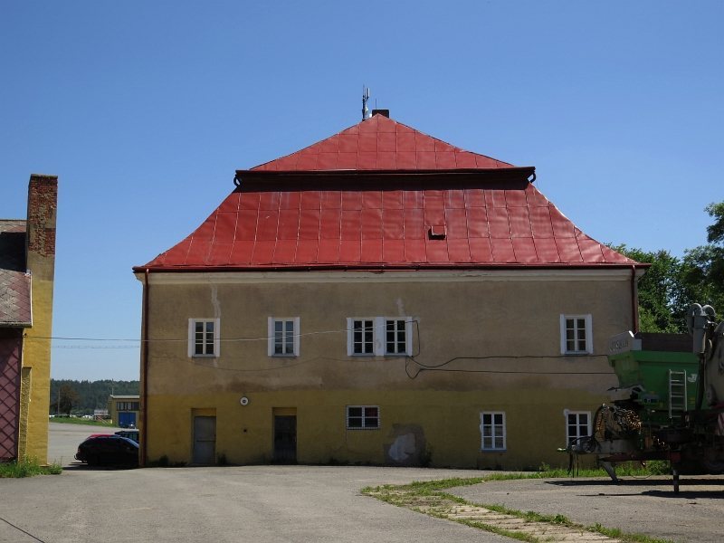 Částkov: A Baroque Manor House in Czechia 1 Částkov
