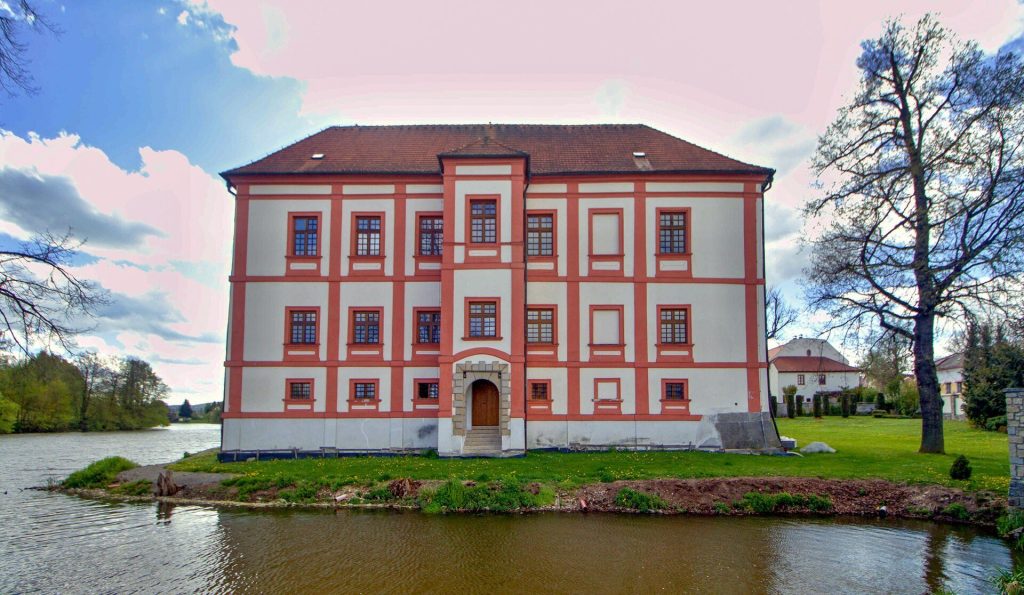 Horní Cerekev Castle: A Renaissance Fortress and Aristocratic Residence in Czechia 2 Horní Cerekev Castles