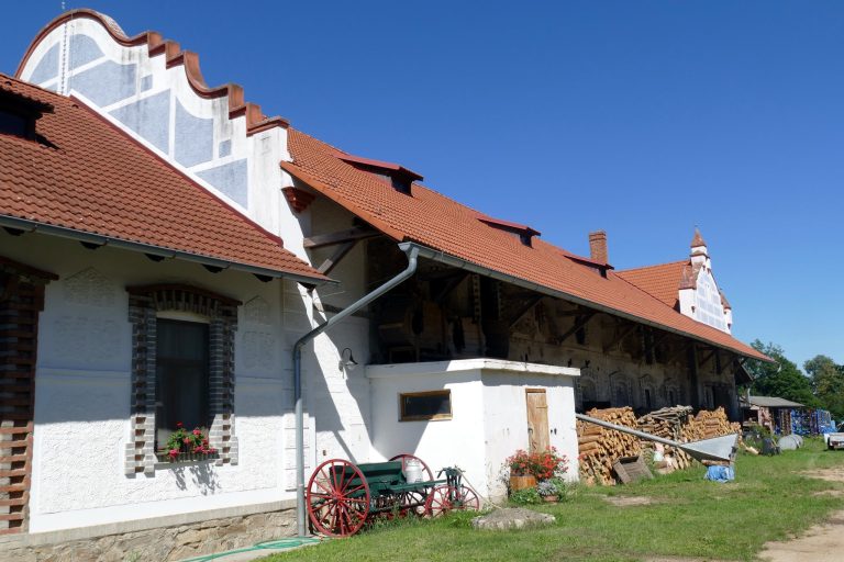 Červený Újezdec Castle: A Renaissance Castle in Czechia