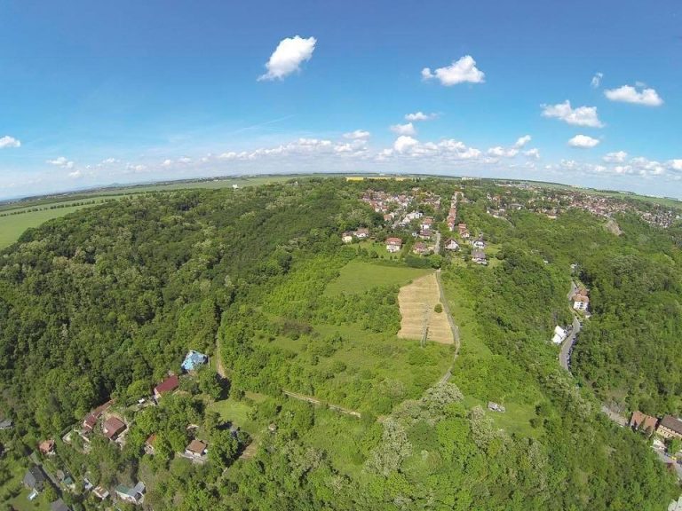 Pravý Hradec: An Early Medieval Hillfort in Czechia
