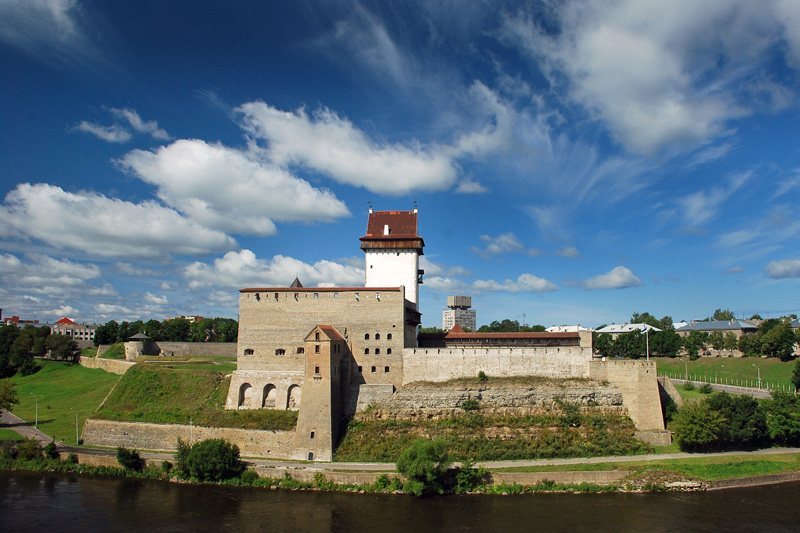 Narva Fortress: Estonia’s Strategic River Frontier 3 Narva Fortress