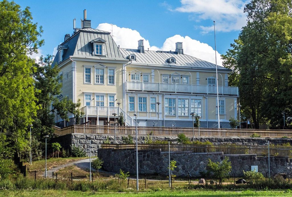 Ispoinen Mansion: A Historic Estate in Turku, Finland 1 Ispoinen Mansion
