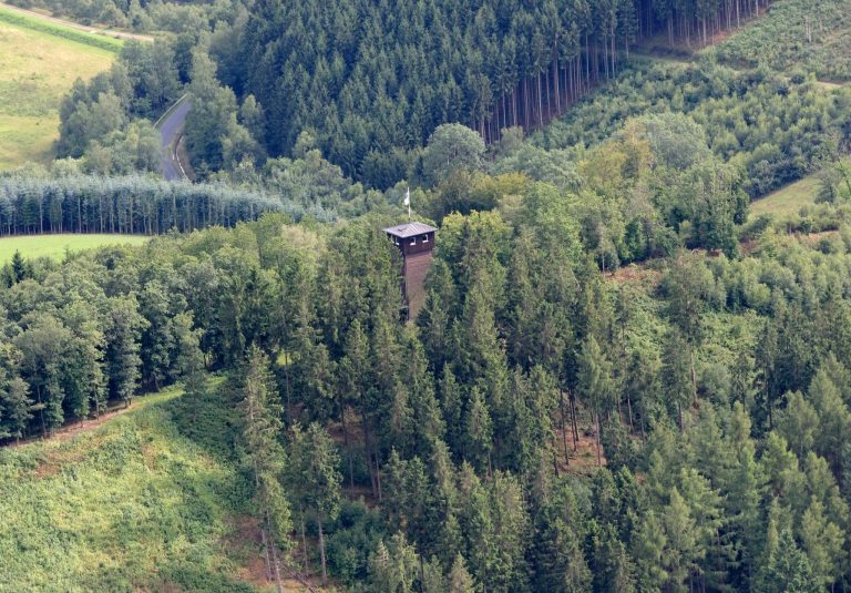 Wallanlage Weilenscheid: An Iron Age Summit Ringwall in Germany