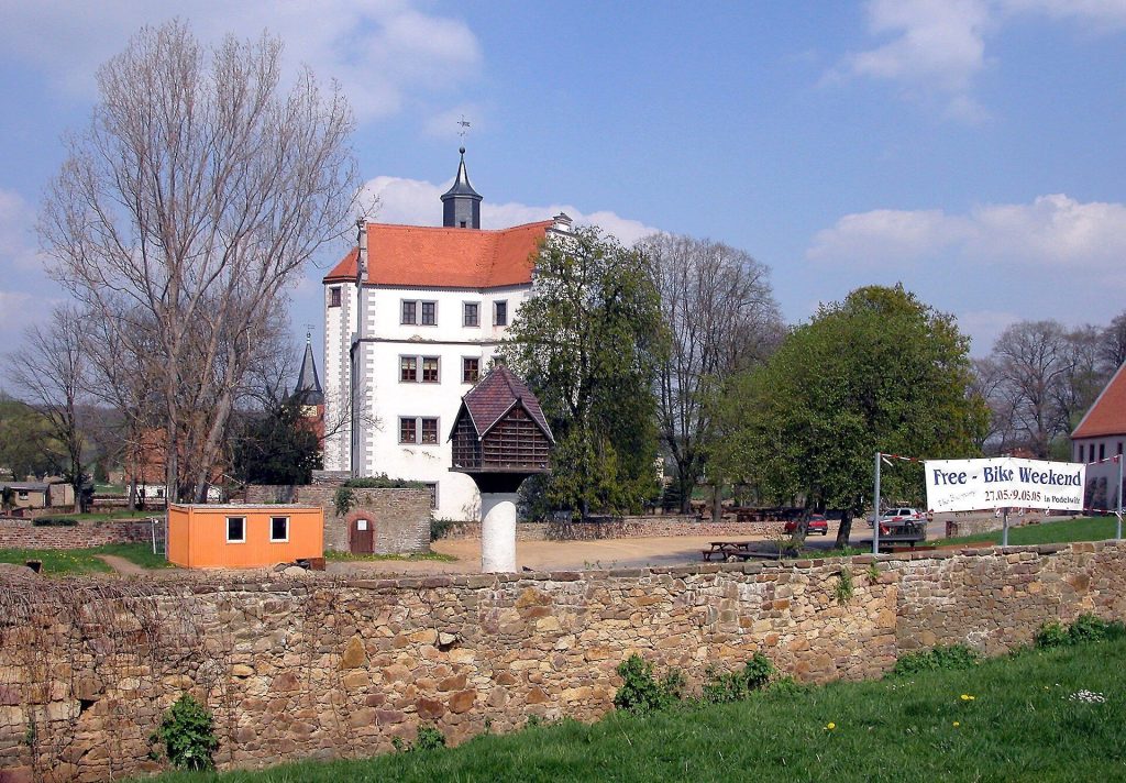 Podelwitz Manor, Colditz: A Saxon Renaissance Moated Castle 4 Podelwitz Manor, Colditz