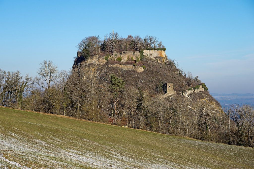 Burg Hohenkrähen: A Medieval Hilltop Castle in Germany 1 Burg Hohenkrähen