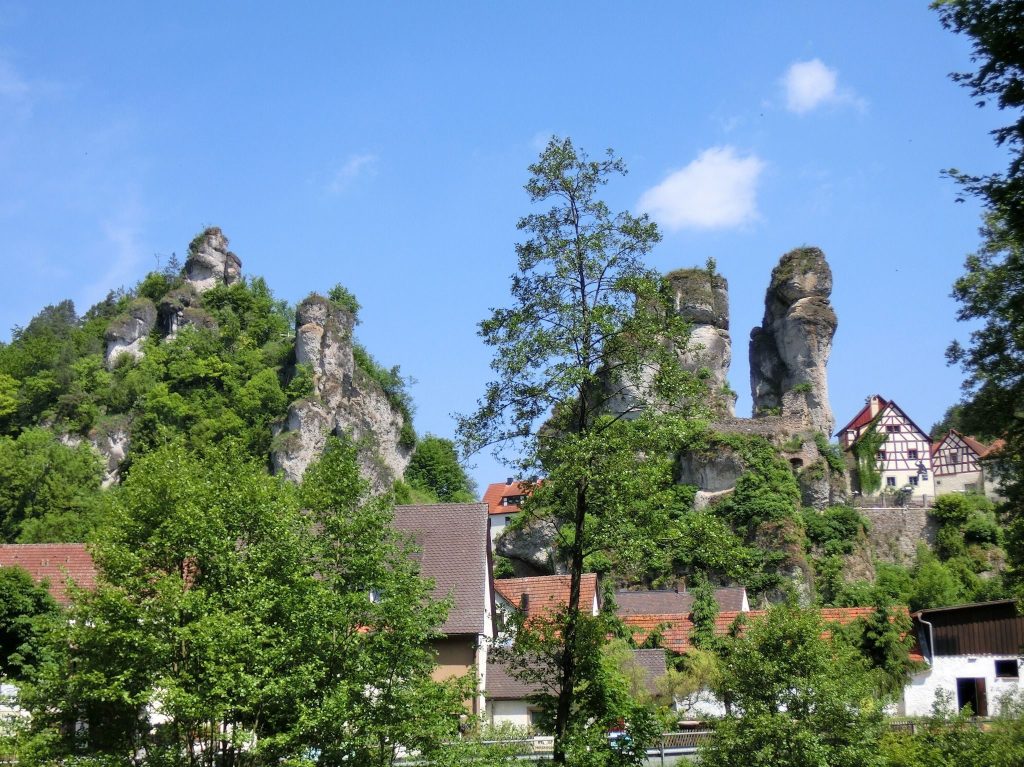 Burgstall Oberntüchersfeld