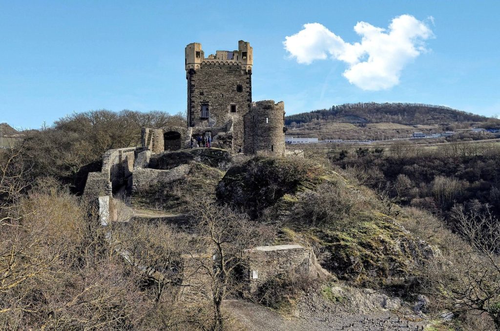 Burg Wernerseck: A Late-Medieval Hill Castle in Germany 2 Burg Wernerseck