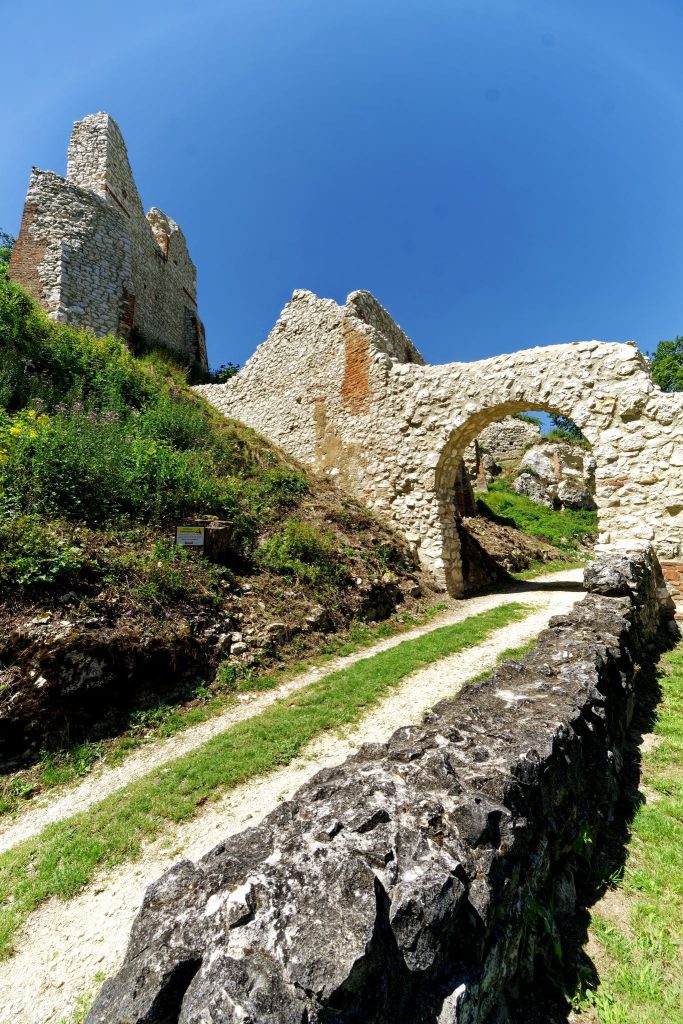 Kaltenburg Castle: A High Medieval Fortress in Germany 5 Kaltenburg Castle