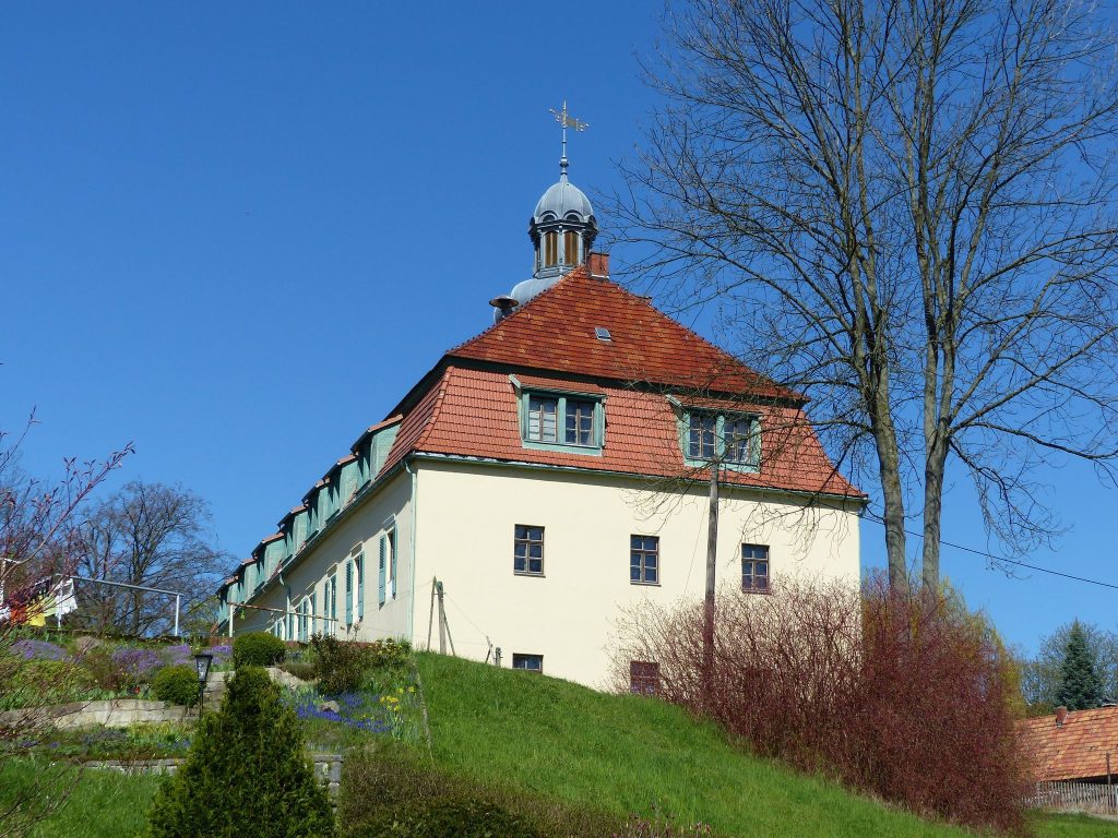 Schloss Ulbersdorf: A Historic Manor Estate in Saxony, Germany 1 Schloss Ulbersdorf