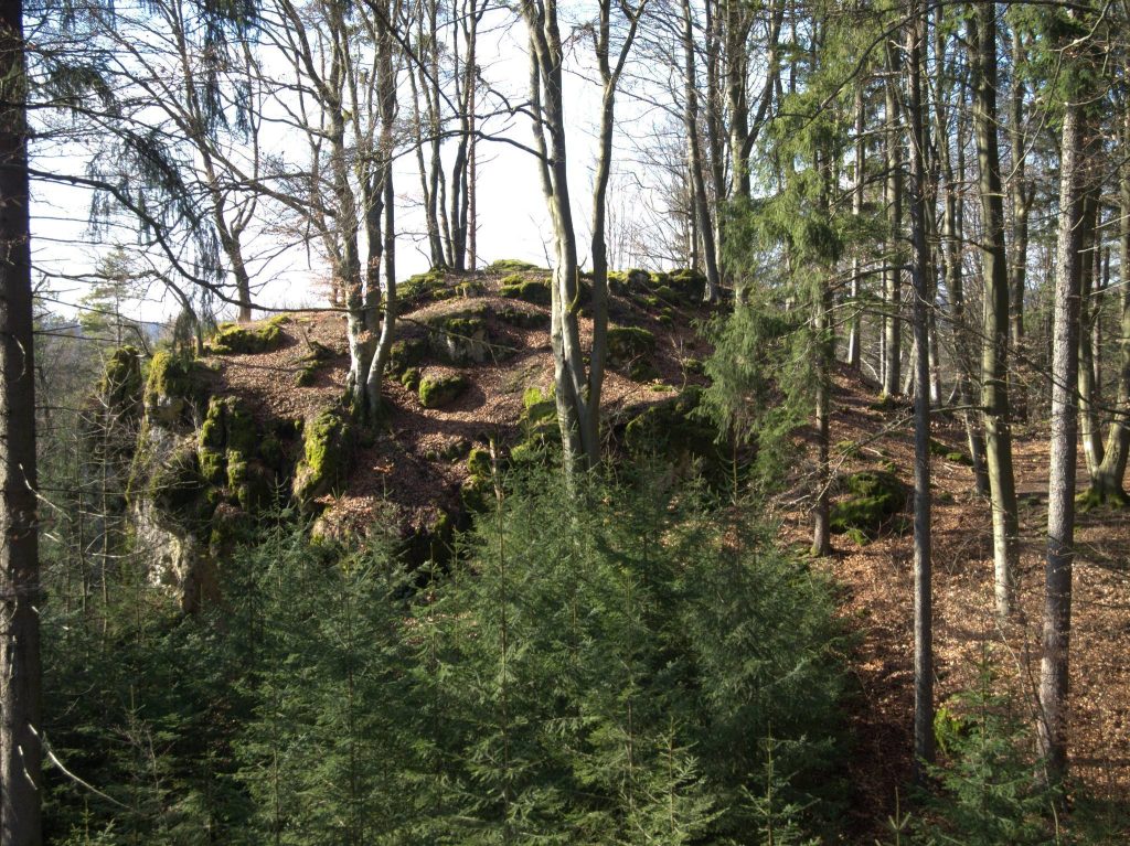 Burgstall Altes Schloss (Düsselbach): A Medieval Hilltop Castle in Germany 1 Burgstall Altes Schloss (Düsselbach)