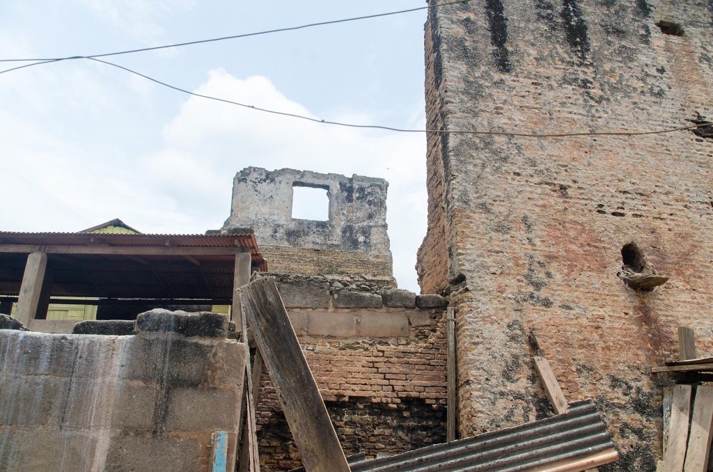Fort Nassau: A Dutch Fortified Trading Post in Ghana 2 Fort Nassau