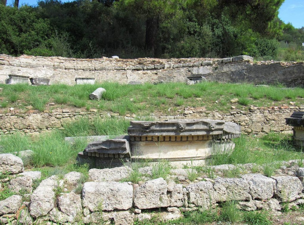 Nymphaeon of Olympia: A Roman Water Installation in Greece 5 Nymphaeon of Olympia