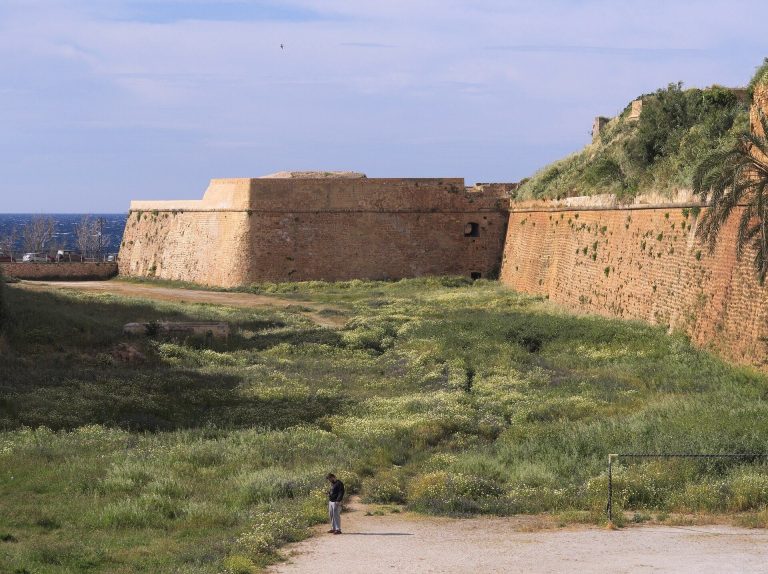 Fortifications of Chania: Defensive Walls and Strongpoints in Greece