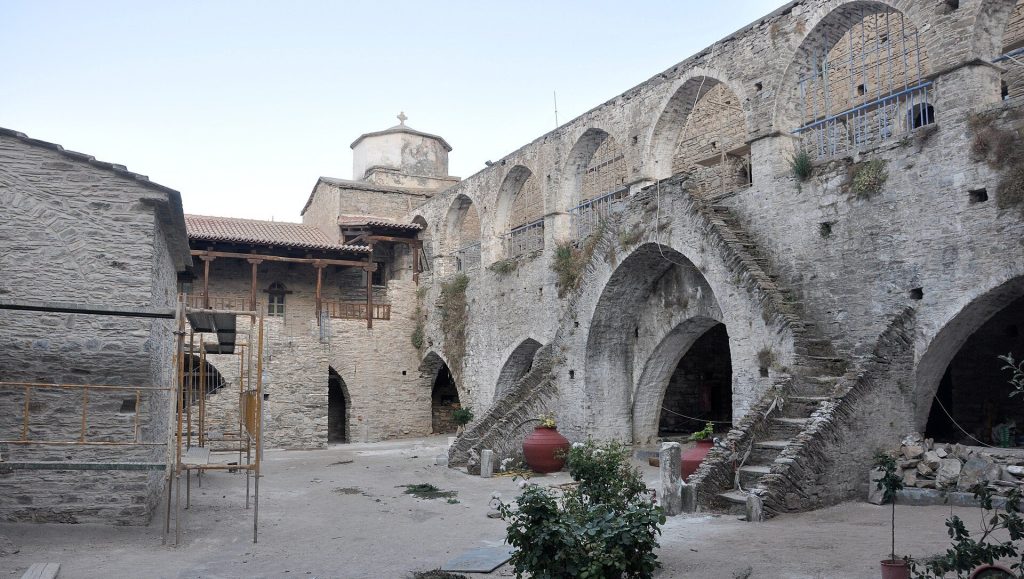 Vronta Monastery: An Eastern Orthodox Monastery on Samos 1 Vronta Monastery