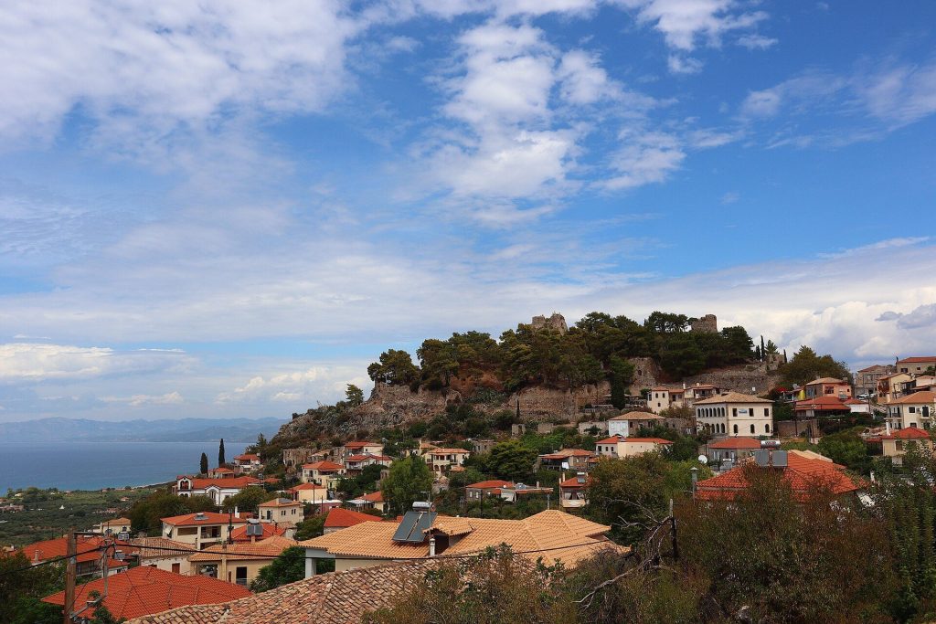Kyparissia Castle: A Medieval Frankish Fortress in Greece 4 Kyparissia Castle