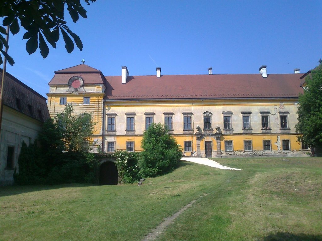 Esterházy Mansion: A Baroque Residence in Pápa, Hungary 4 Esterházy mansion