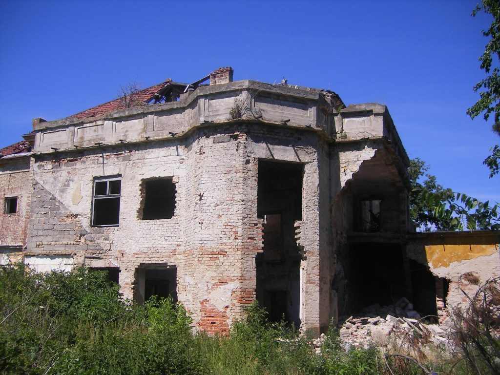 Degenfeld-Schonburg mansion in Ács