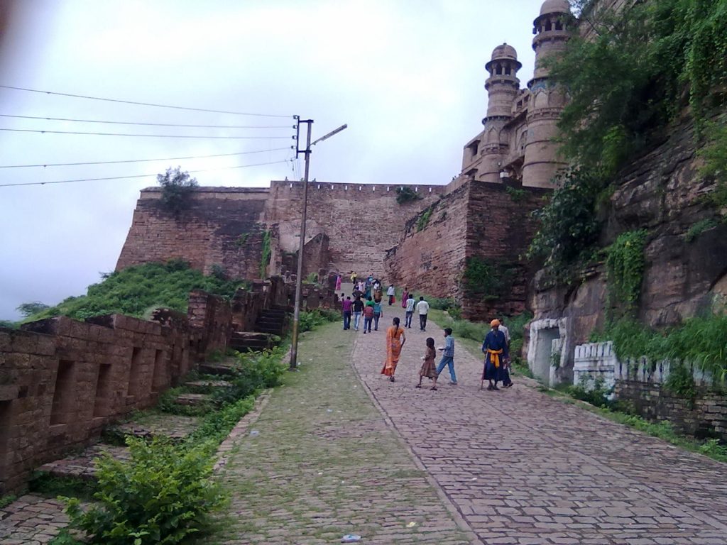 Gwalior Fort: A Historic Hill Fortress and Royal Complex in India 2 Gwalior Fort