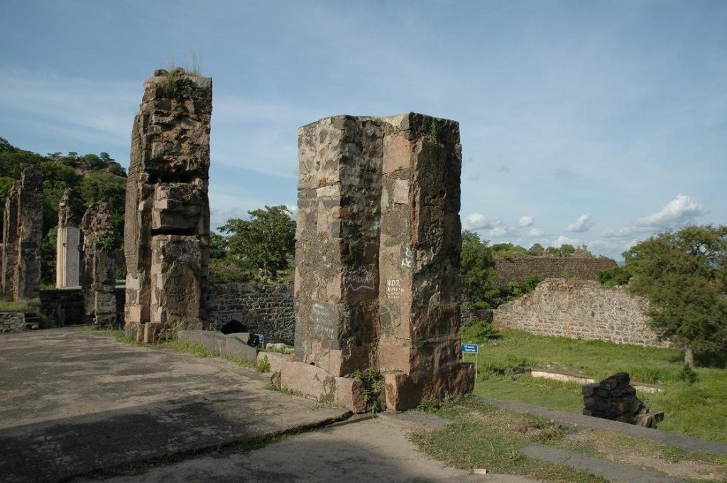 Kondapalli Fort: A Medieval Fort and Palace Complex in India 4 Kondapalli Fort