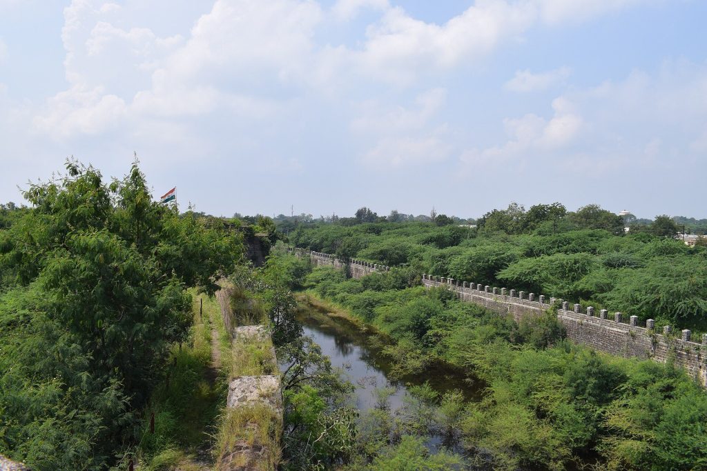 Ahmednagar Fort: A Nizam Shahi Land Fortress in India 2 Ahmednagar Fort