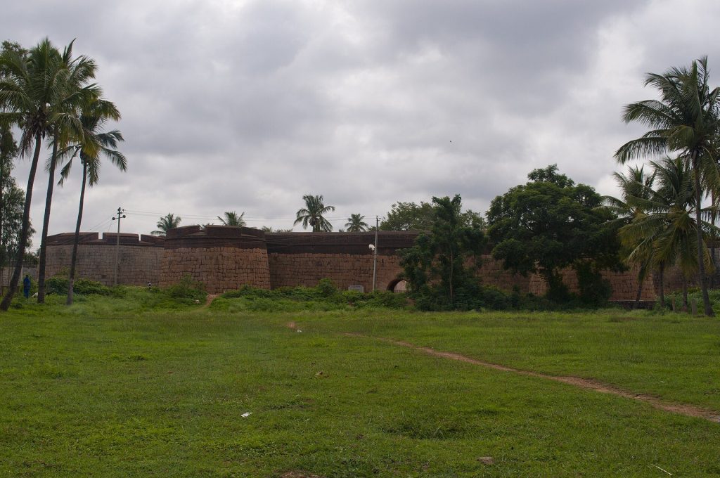 Devanahalli Fort: A Historic Fortification in Karnataka 3 Devanahalli Fort