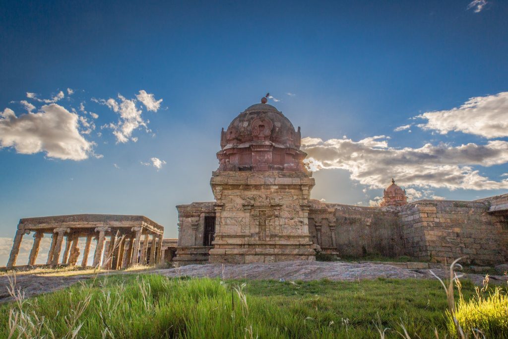 Dindigul Fort: A Strategic Hill Fort in Tamil Nadu 2 Dindigul Fort