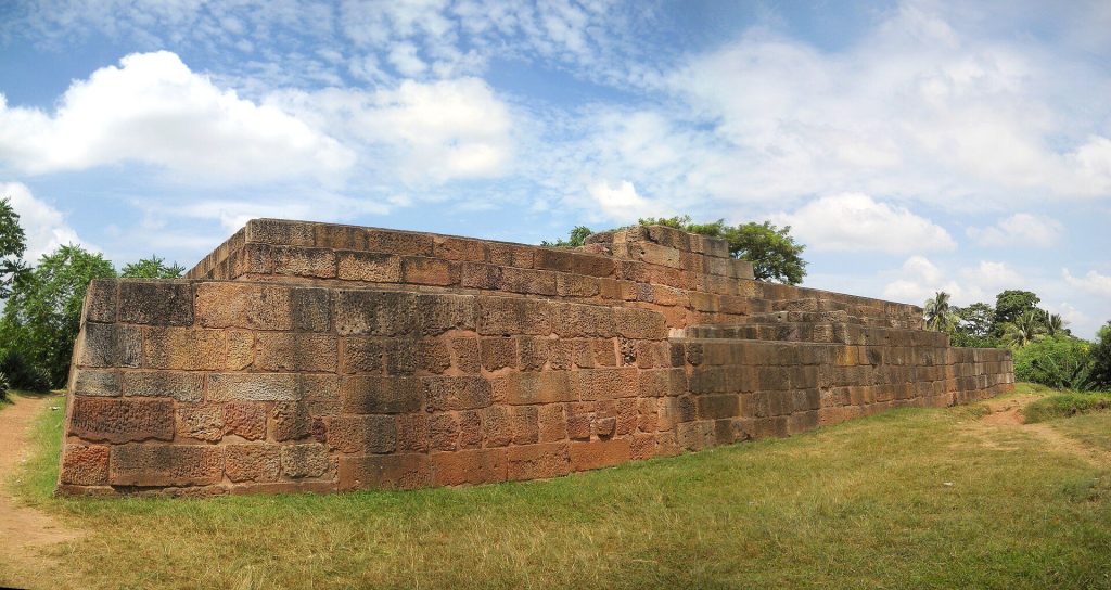 Barabati Fort: A Medieval Stronghold in Cuttack, India 2 Barabati Fort