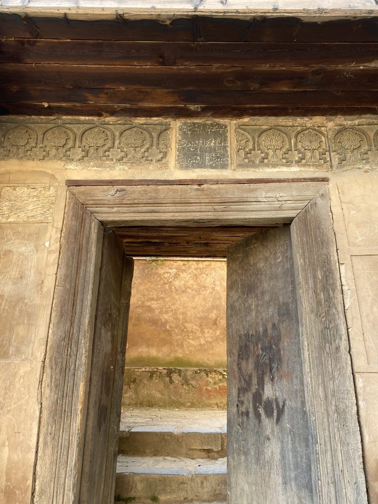 Hari Parbat Fort: A Mughal and Durrani Fortification in Srinagar 2 Hari Parbat Fort