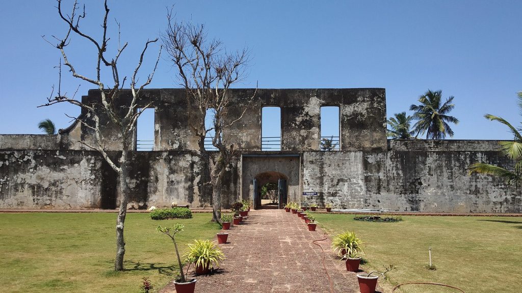 Anchuthengu Fort: An East India Company Stronghold on the Malabar Coast 5 Anchuthengu Fort