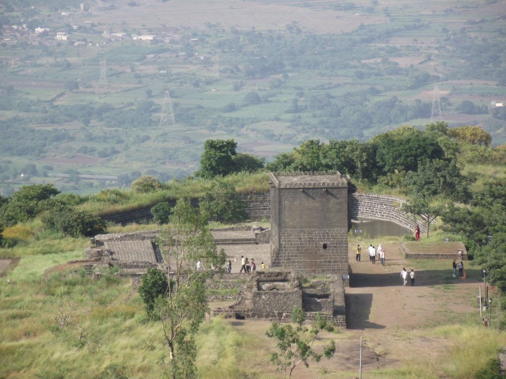 Shivneri Fort: A Historic Hill Fort in Maharashtra 2 Shivneri Fort