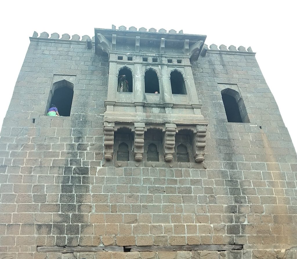 Shivneri Fort: A Historic Hill Fort in Maharashtra 5 Shivneri Fort