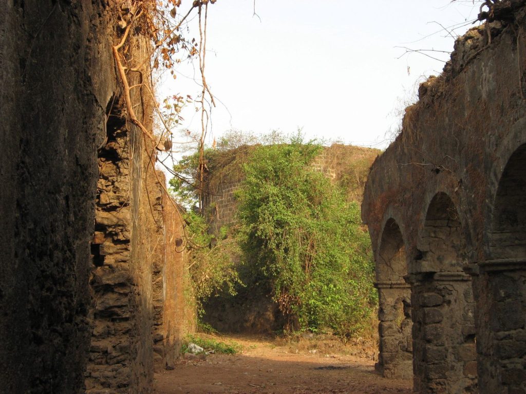 Ghodbunder Fort: A Portuguese Hill Fort and Land Battery in India 3 Ghodbunder Fort