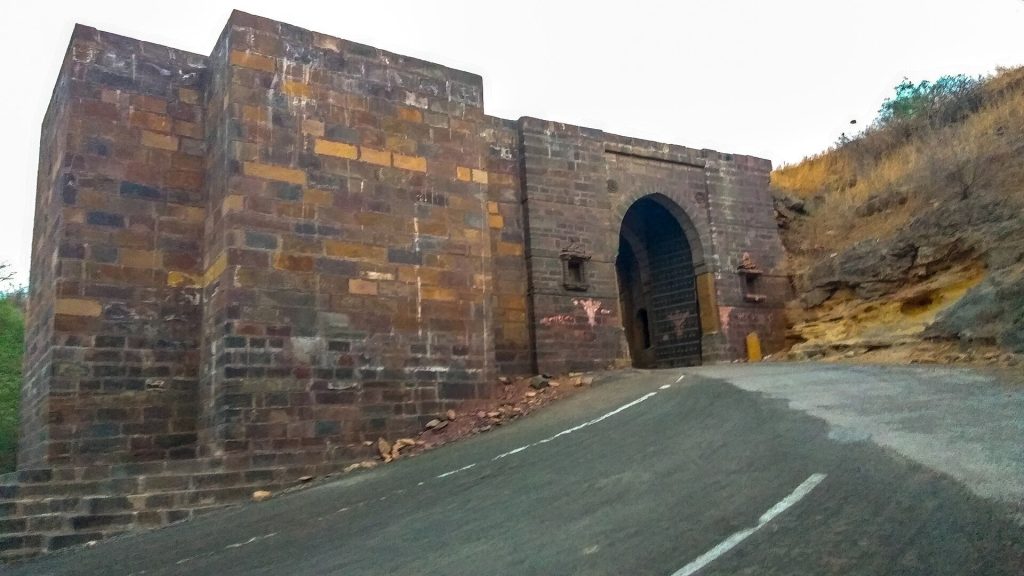 Kanthkot Fort: A Historic Hill Fort in Gujarat 1 Kanthkot Fort