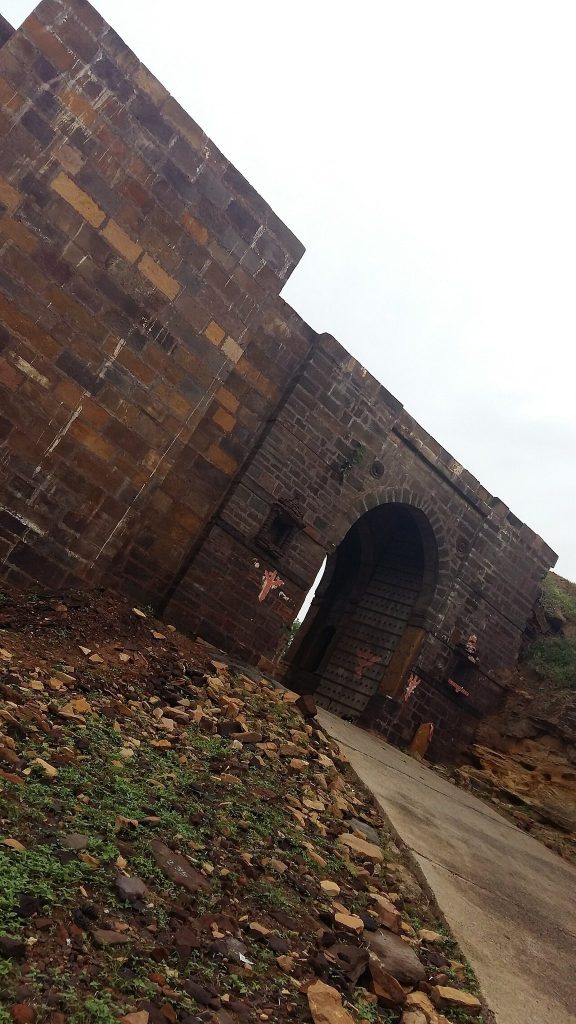 Kanthkot Fort: A Historic Hill Fort in Gujarat 4 Kanthkot Fort