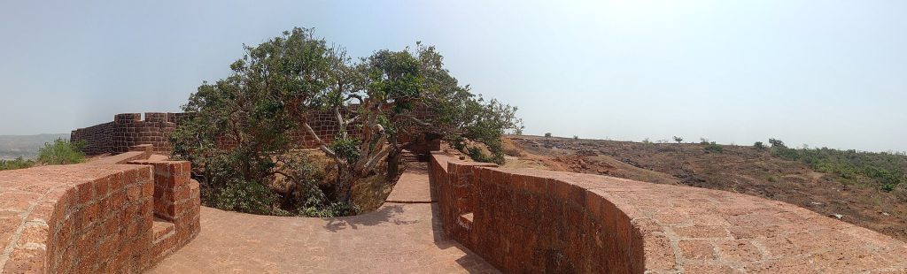 Bankot Fort: A Historic Coastal Fortress in Maharashtra 4 Bankot Fort