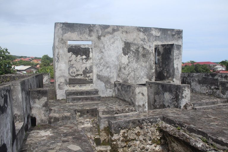 Fort Tolukko: An Iberian Colonial Artillery Fort in Indonesia