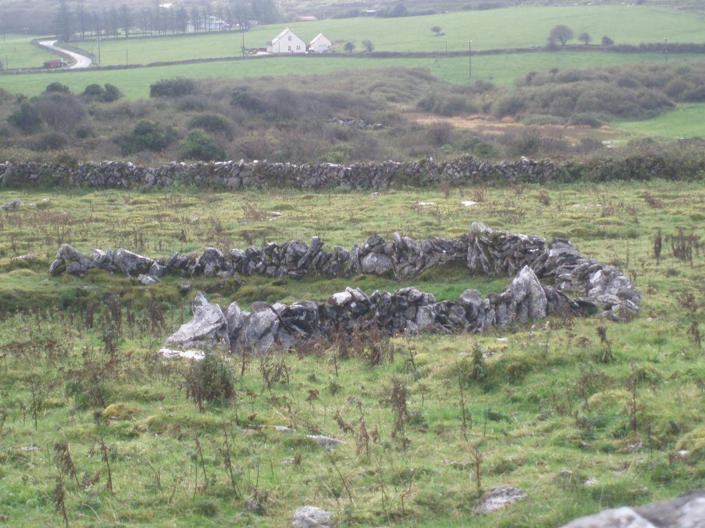 Caherconnell Stone Fort: A Medieval Gaelic Ringfort in Ireland 2 Caherconnell Stone Fort