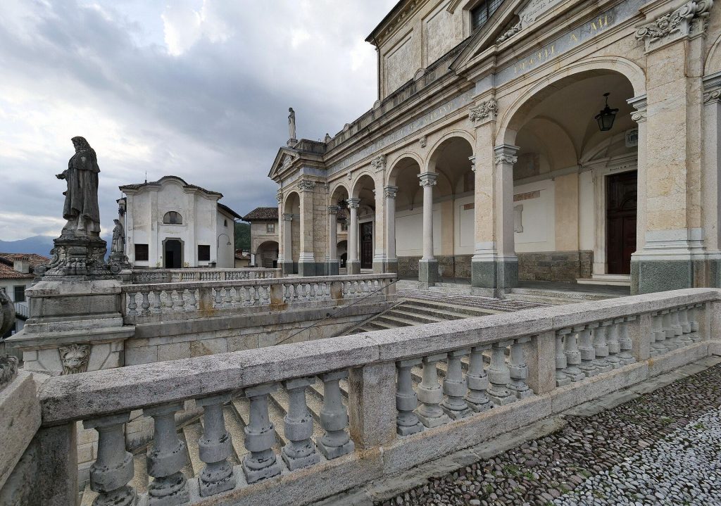Basilica of Mary of the Assumption and St. John the Baptist in Clusone 2 basilica of Mary of the Assumption and St. John the Baptist