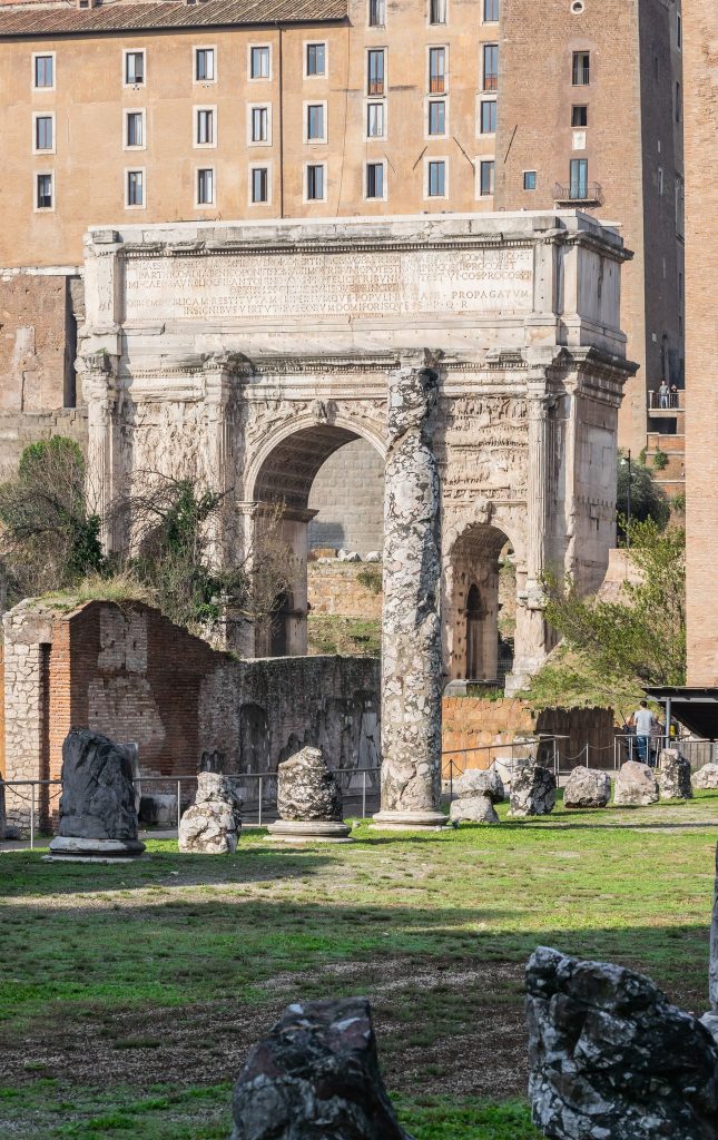 Arch of Septimius Severus: A Roman Triumphal Arch in the Roman Forum 3 Arch of Septimius Severus (Roman Forum)