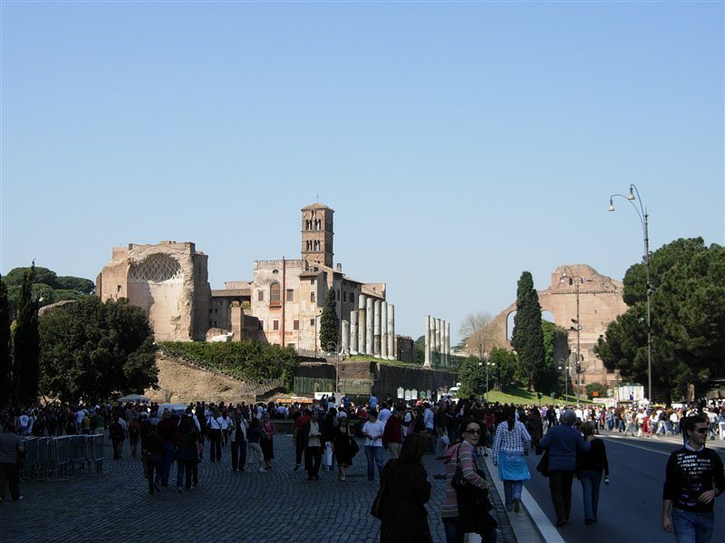 Temple of Venus and Roma: A Monumental Roman Sanctuary in Italy 4 Temple of Venus and Roma