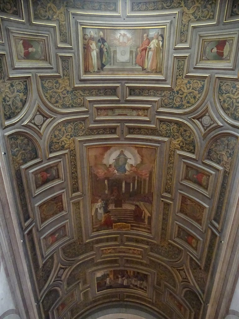 Santa Maria Maggiore Church: A Renaissance Basilica in Trento 3 Santa Maria Maggiore church